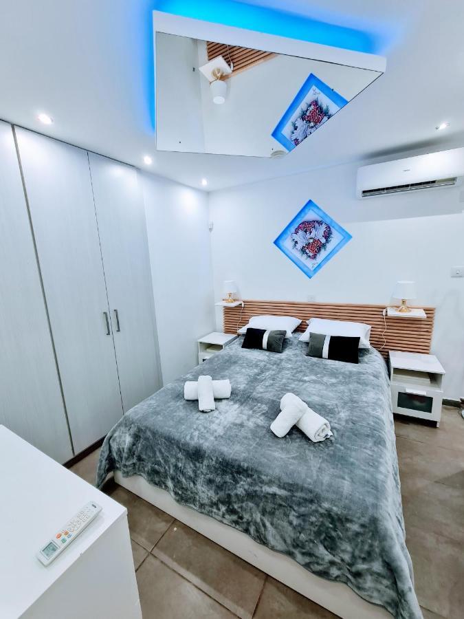 Hidden Lights Deluxe Apartment Ayia Napa Eksteriør billede