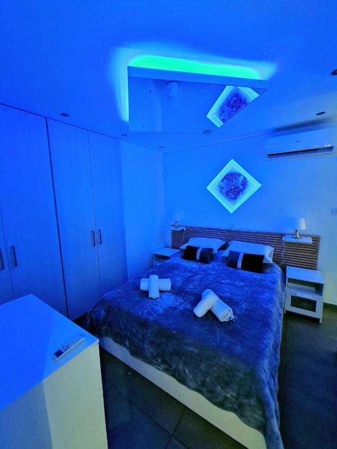 Hidden Lights Deluxe Apartment Ayia Napa Eksteriør billede